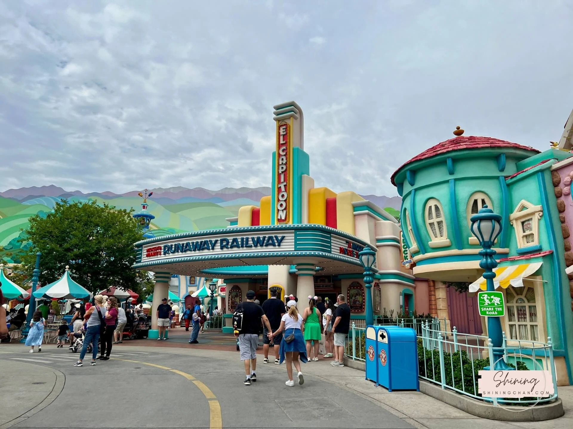 加州迪士尼 Mickeys Toontown 米奇與米妮的瘋狂鐵道 2