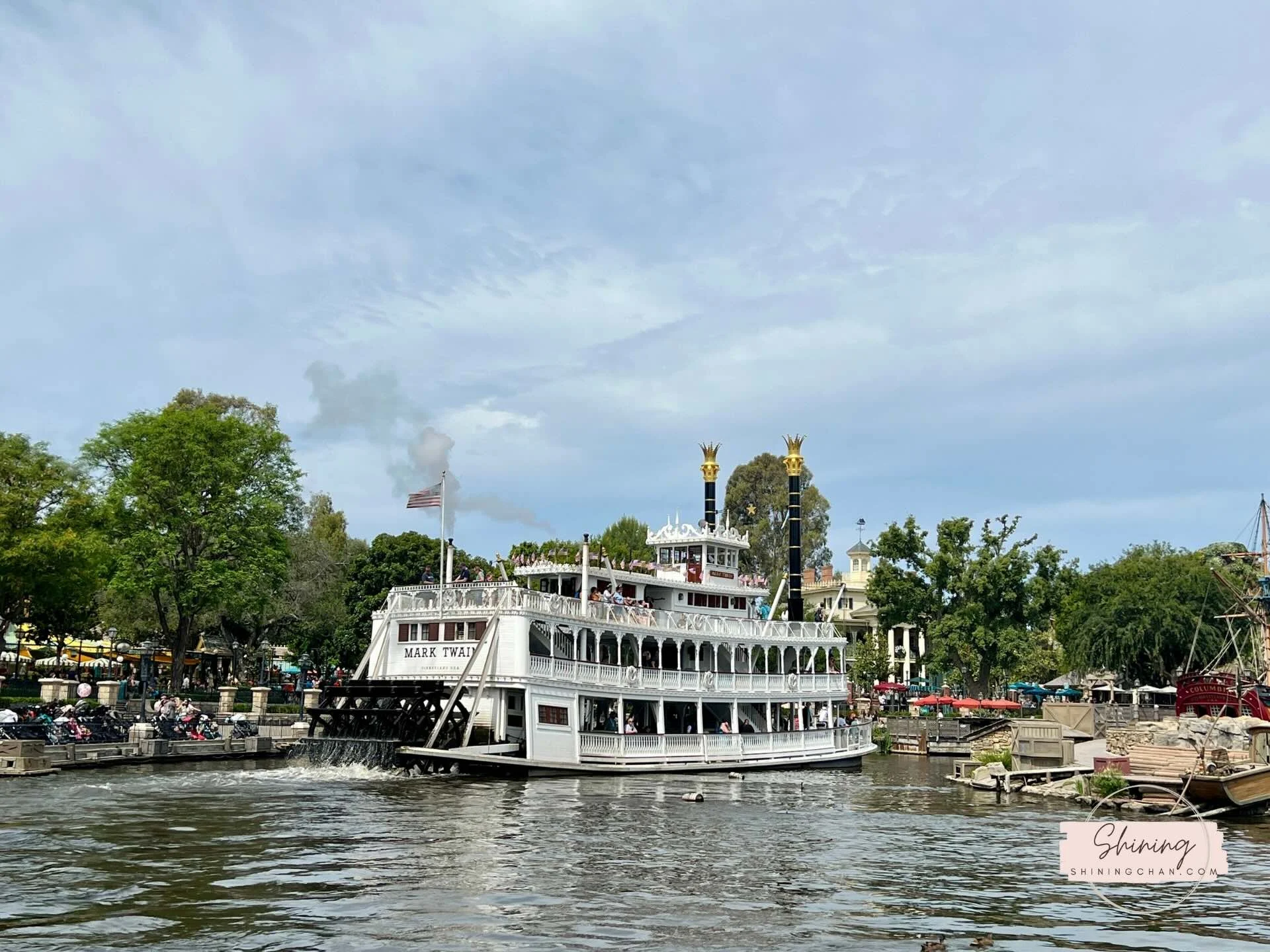加州迪士尼 Frontierland 馬克吐溫蒸汽船