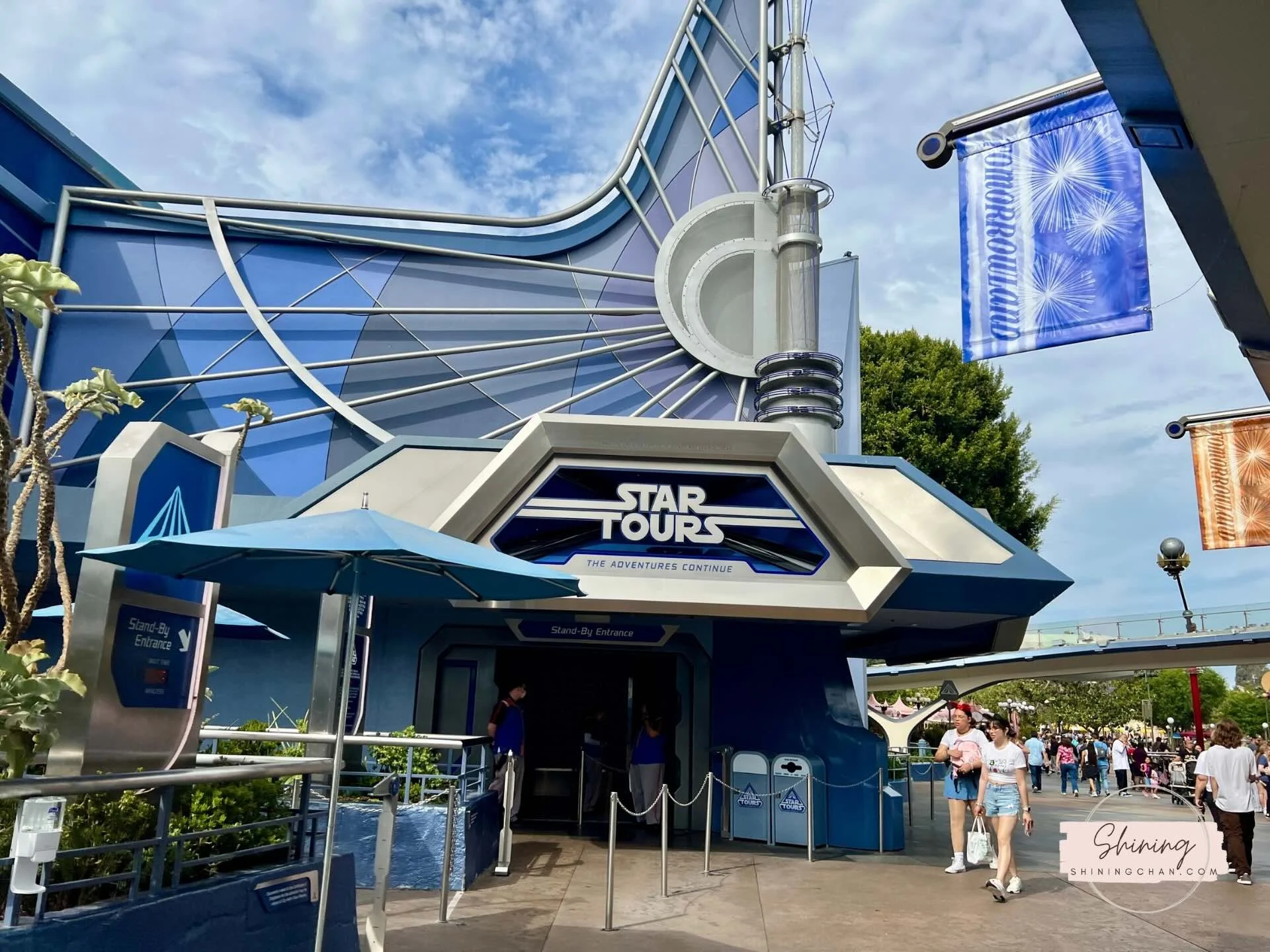 加州迪士尼 Tomorrowland Star Tours