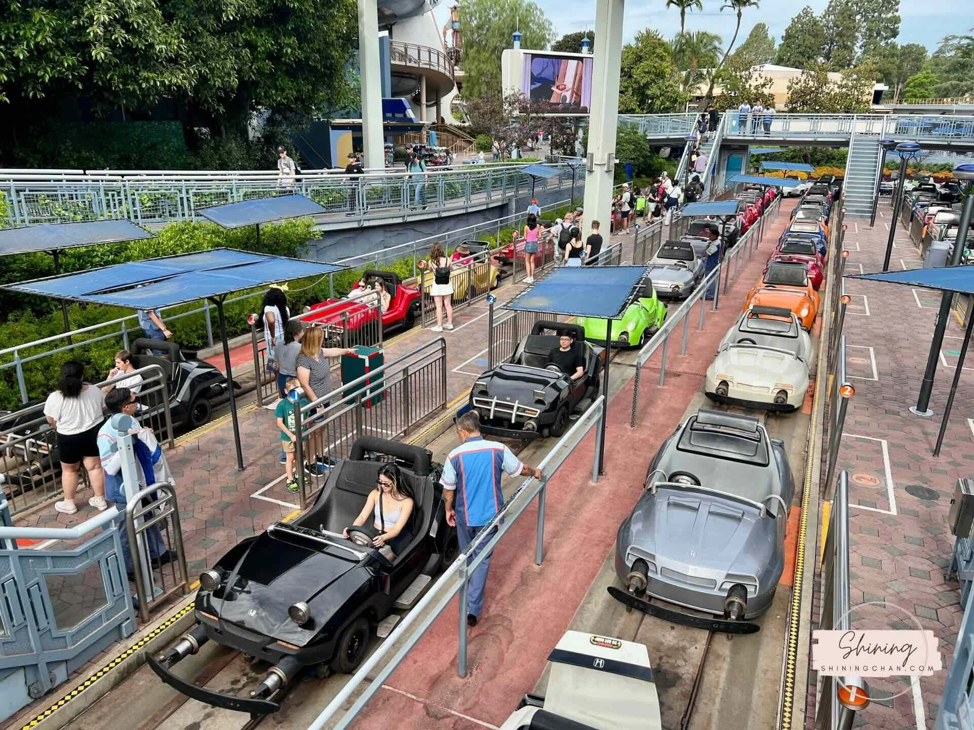 加州迪士尼 Tomorrowland 駕駛樂園