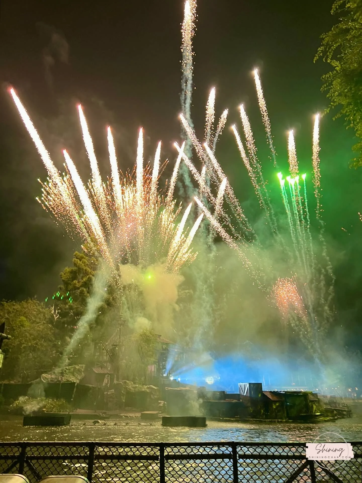加州迪士尼 Fantasmic 3